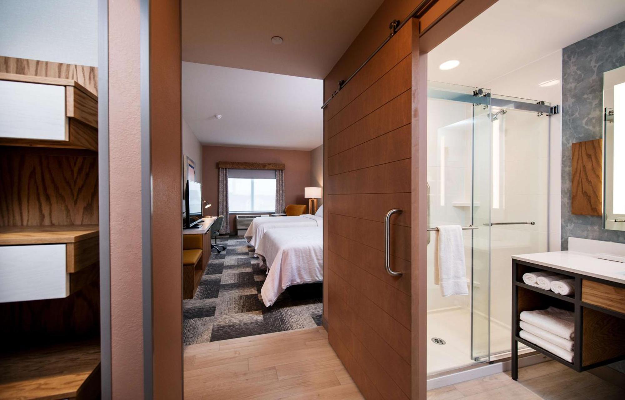 Hilton Garden Inn Moncton Downtown, Nb Екстериор снимка