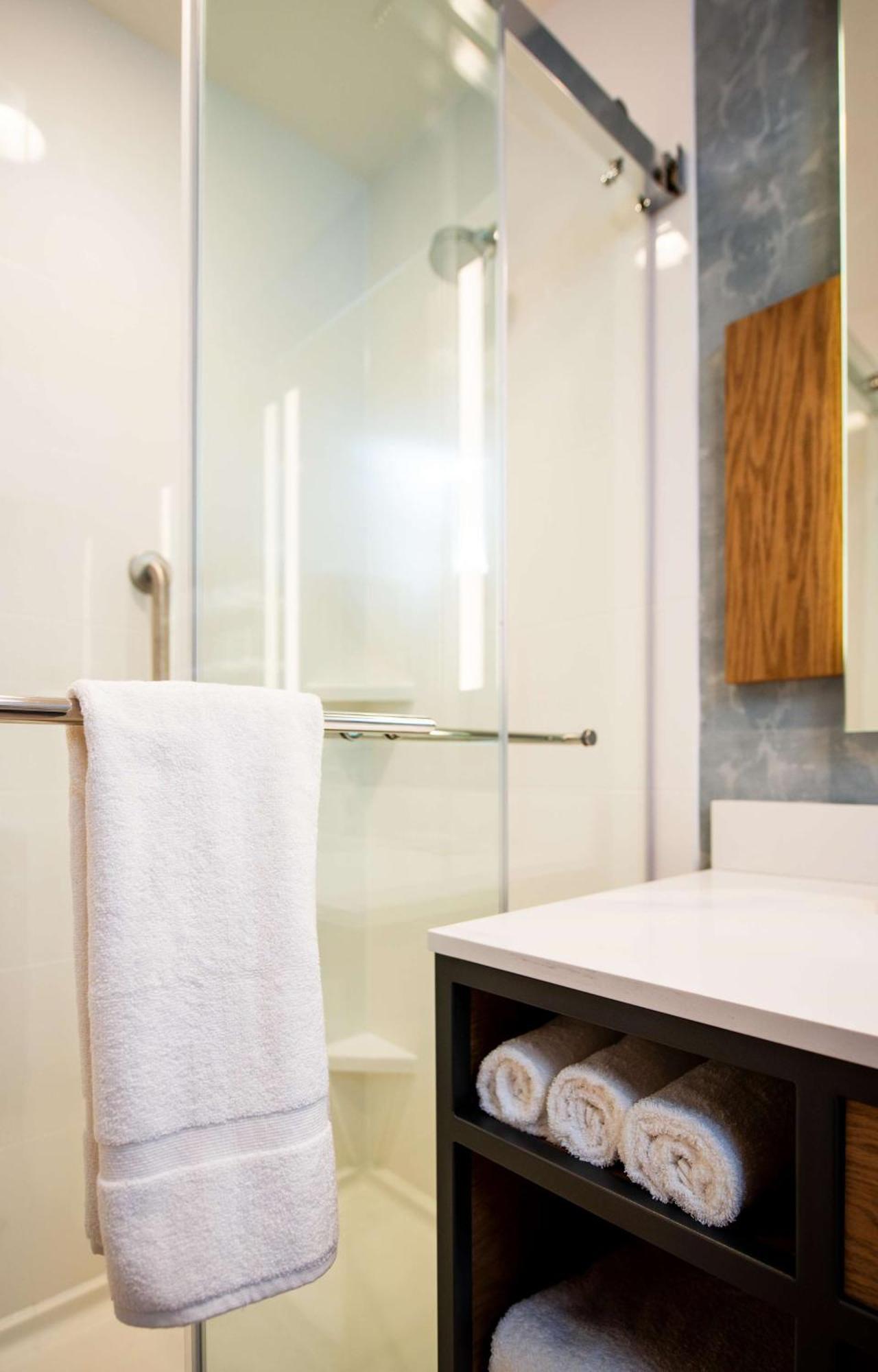 Hilton Garden Inn Moncton Downtown, Nb Екстериор снимка