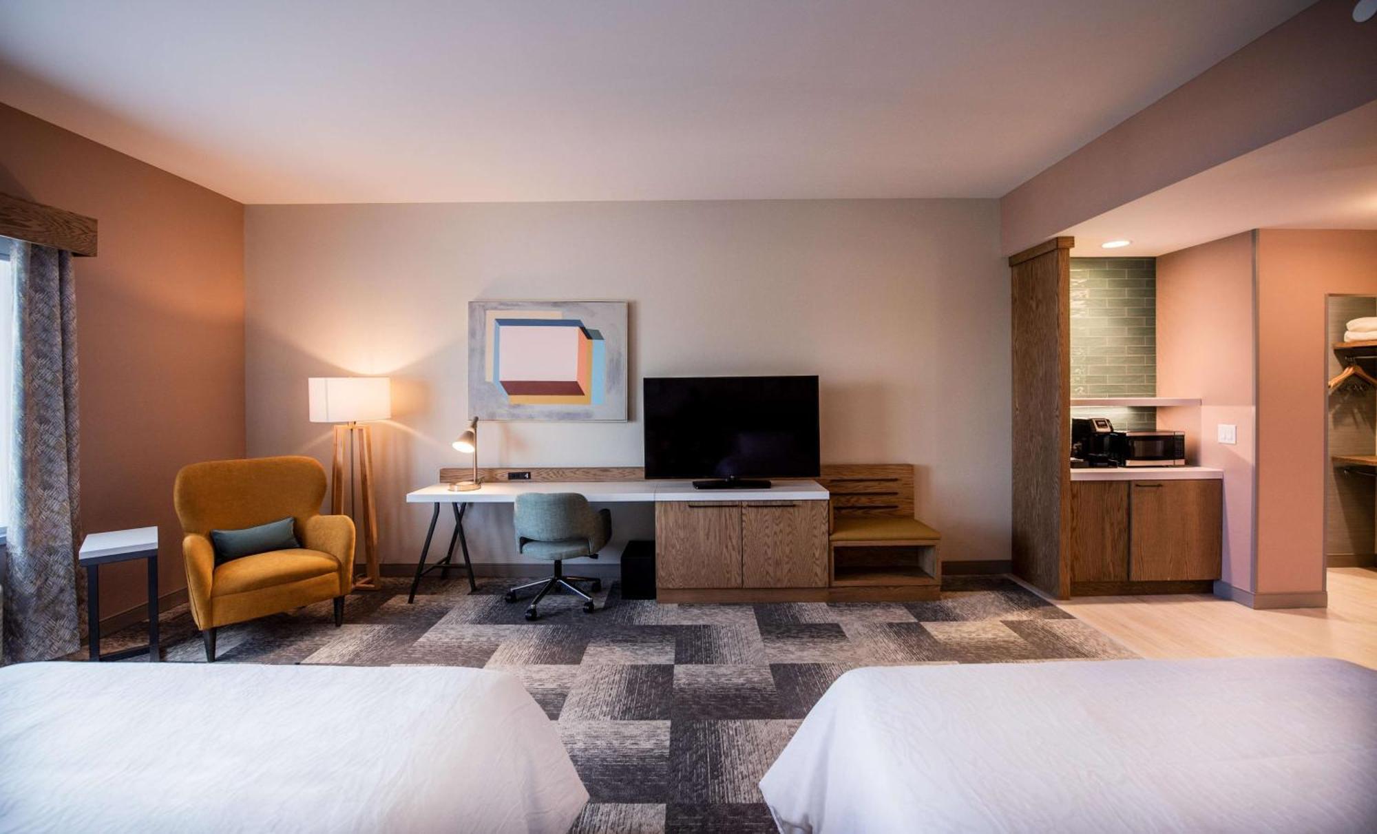 Hilton Garden Inn Moncton Downtown, Nb Екстериор снимка
