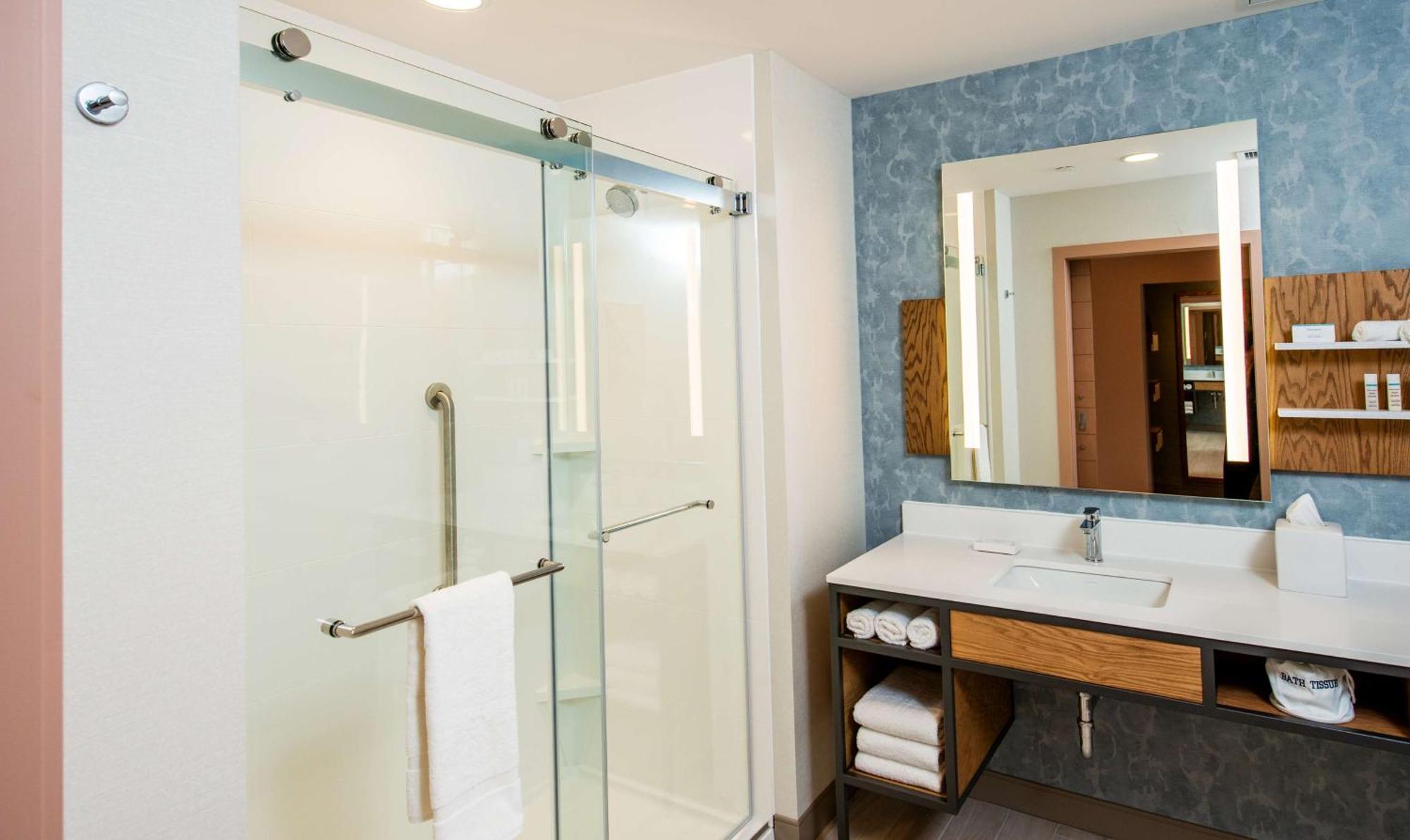 Hilton Garden Inn Moncton Downtown, Nb Екстериор снимка