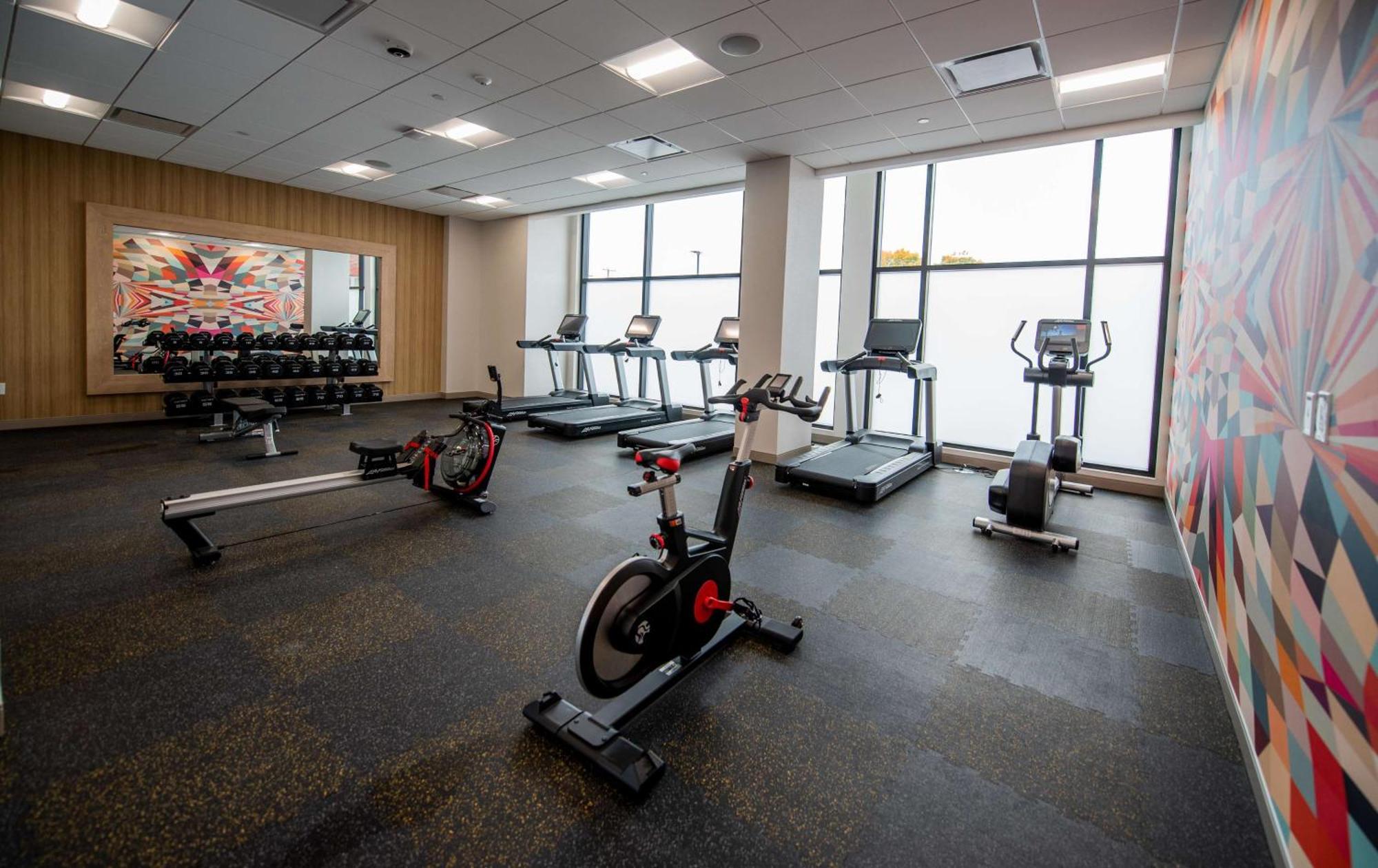 Hilton Garden Inn Moncton Downtown, Nb Екстериор снимка